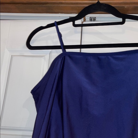 Asymmetrical Blue Sleeveless Camisole Swim Top - Picture 2 of 8